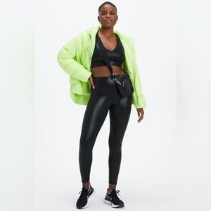 Fabletics High-Waisted Black Fog Foil Legging TALL Size Large NWT